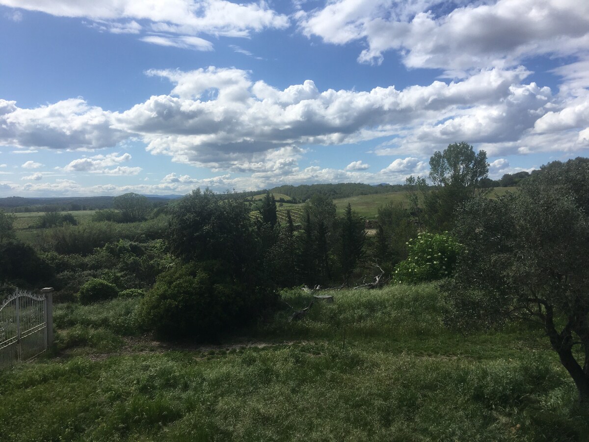 Petite maison cozy dans la garrigue