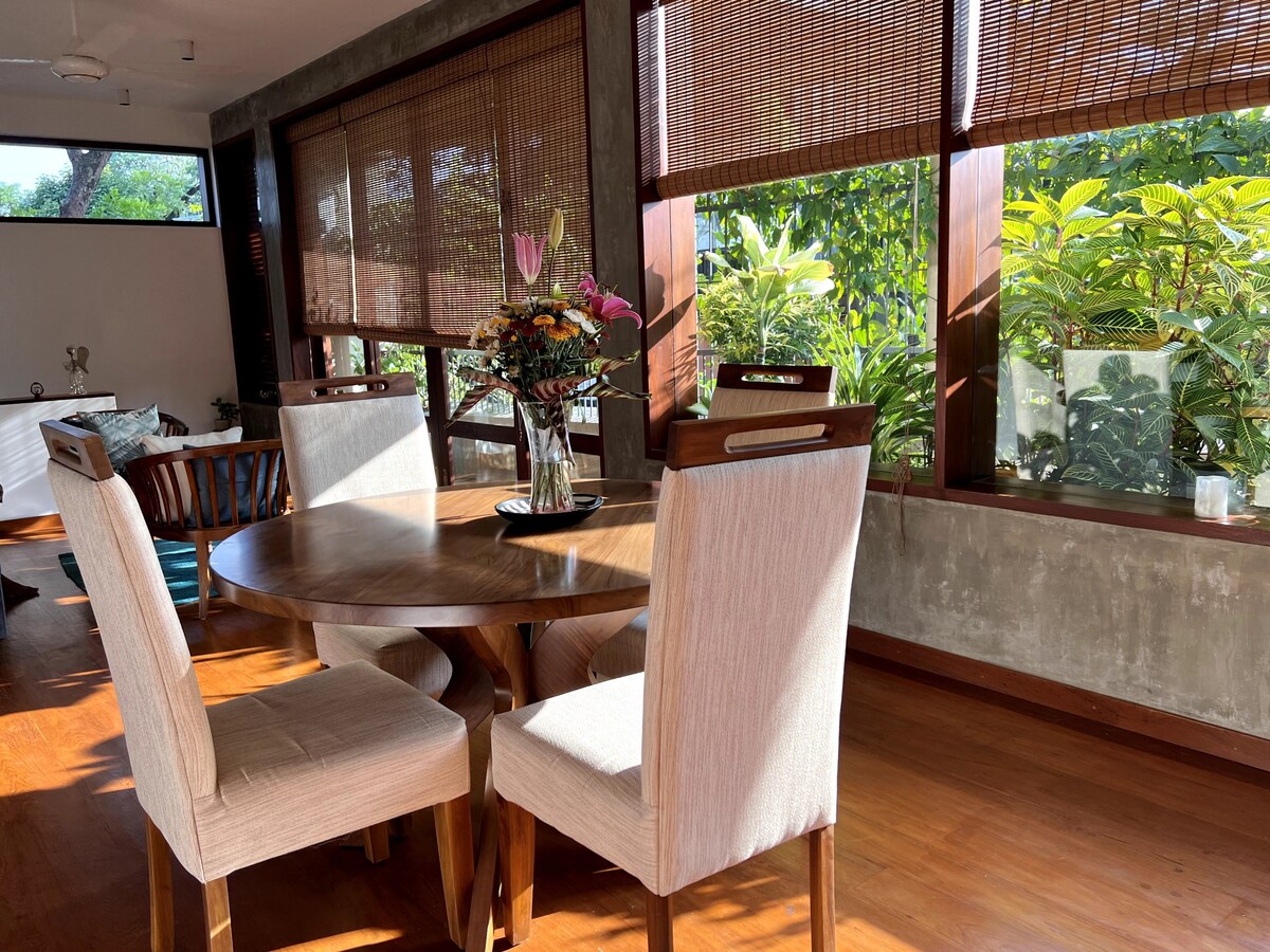 Serene Luxury villa, Colombo
