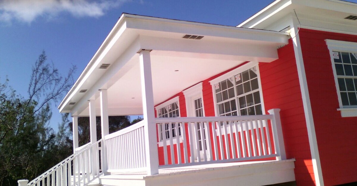 Red Cozy Villas, Mangrove Cay Seaview Villa