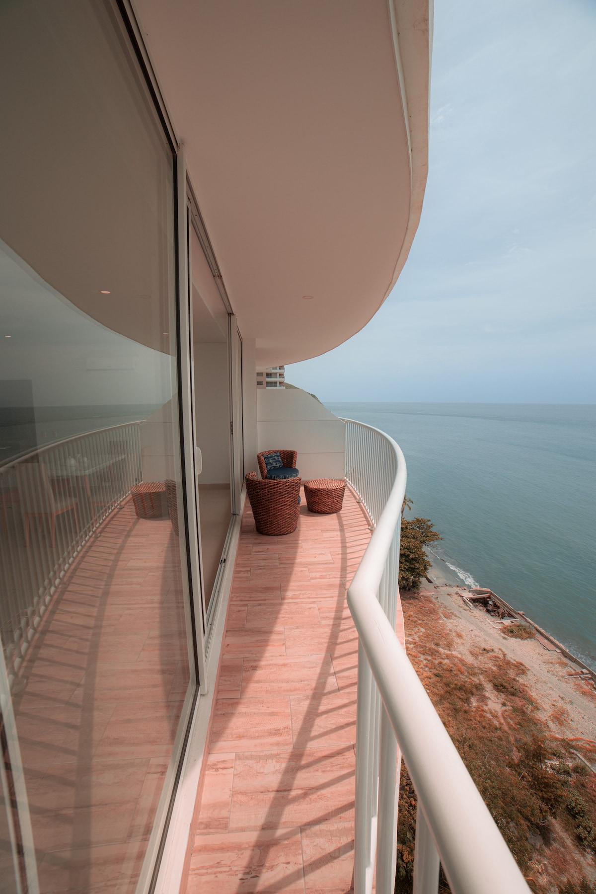 Panoramic views of the Caribbean Sea-​​Santa Marta