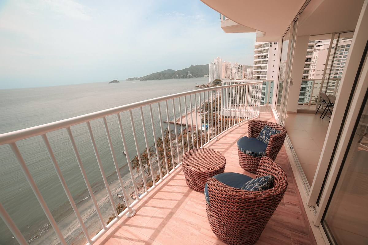 Panoramic views of the Caribbean Sea-​​Santa Marta