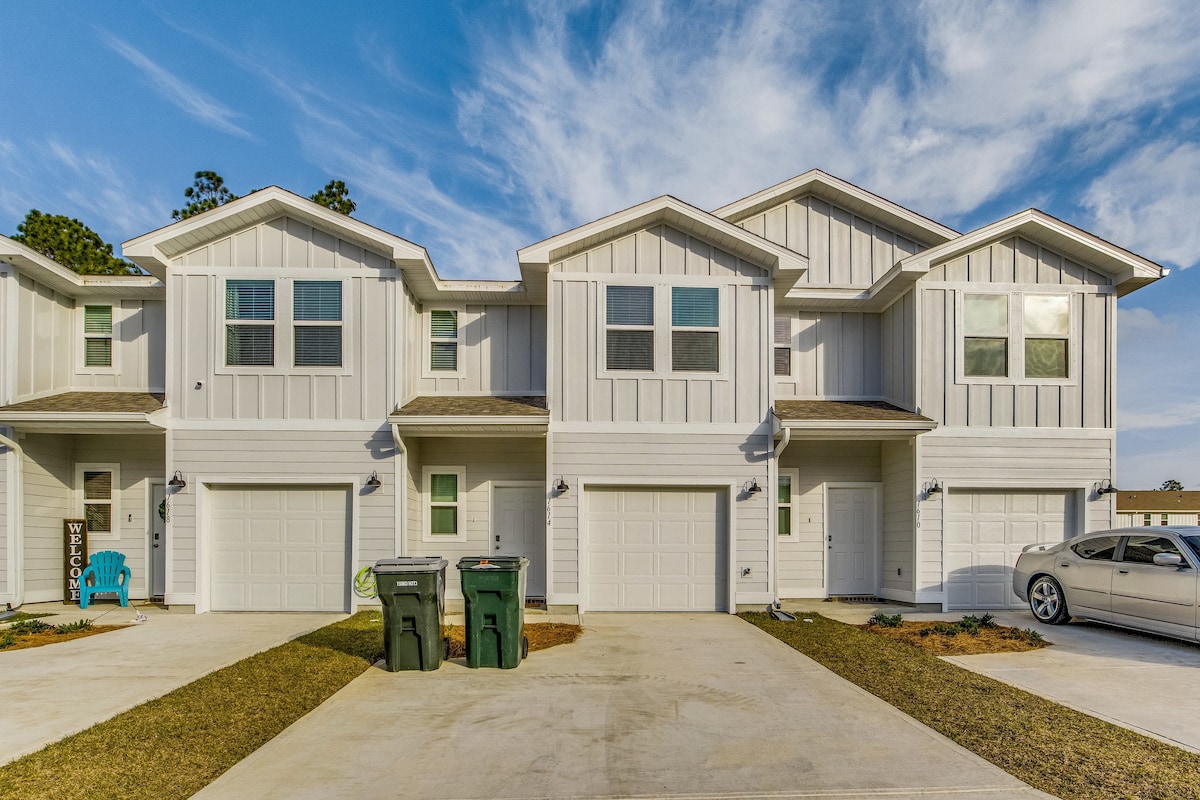 The Cozy Quarters Townhouse in Pensacola