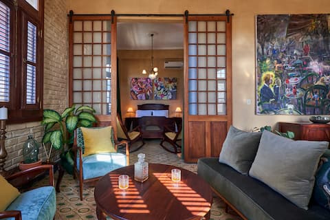 TC Penthouse Suite 4A