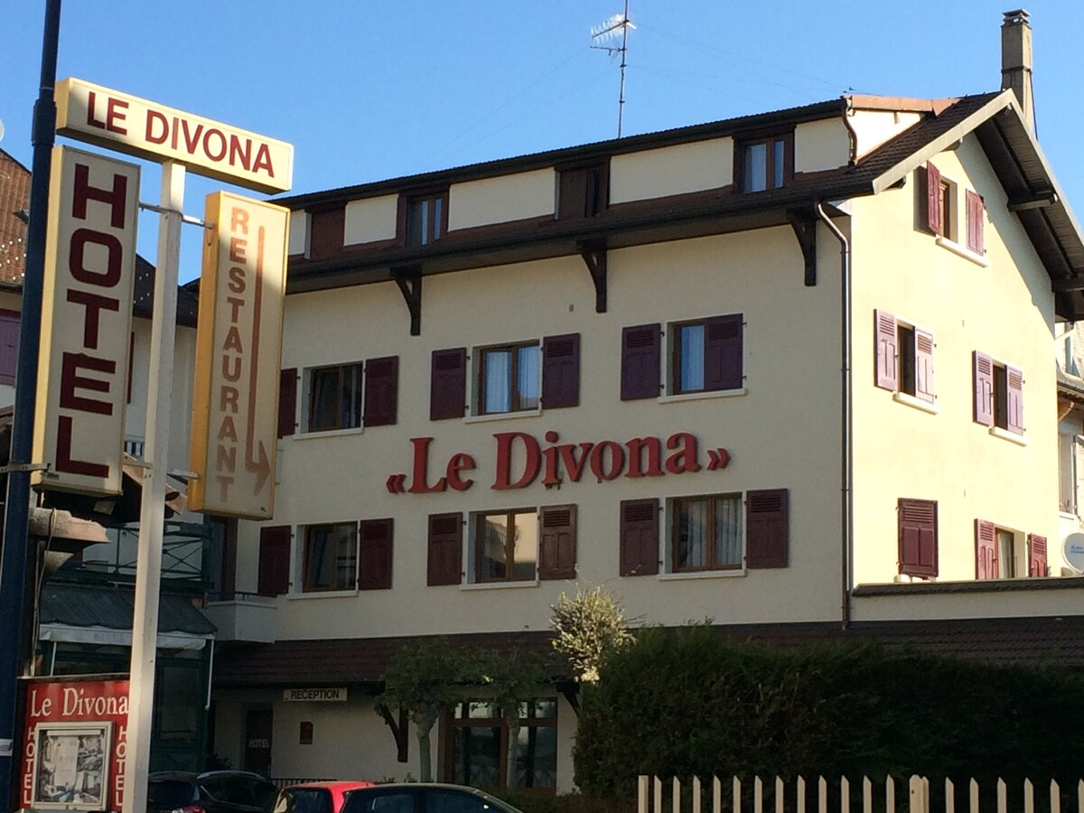 Le Divona -标准加大双人床房