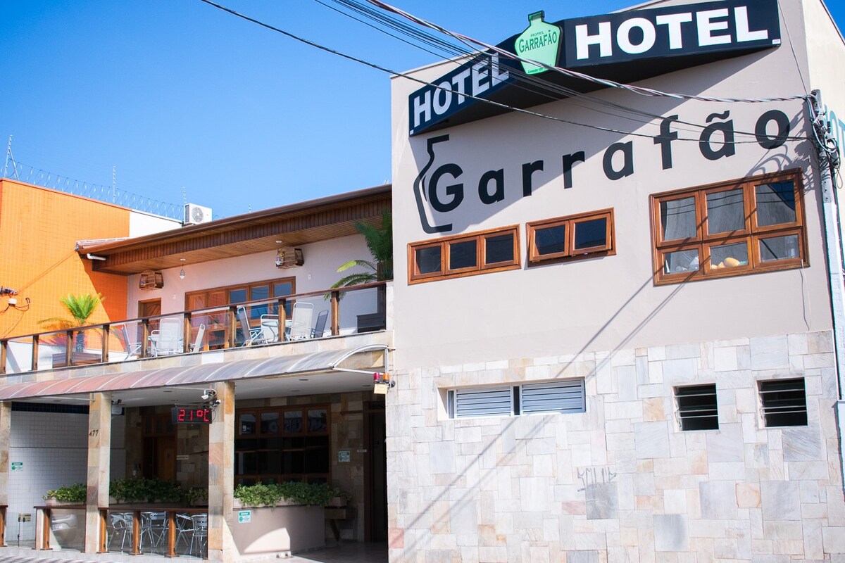 Hotel Garrafão, centro Boituva