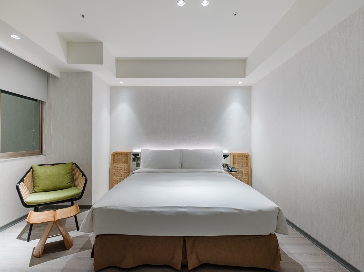 內湖區的優質旅館-精緻大床房