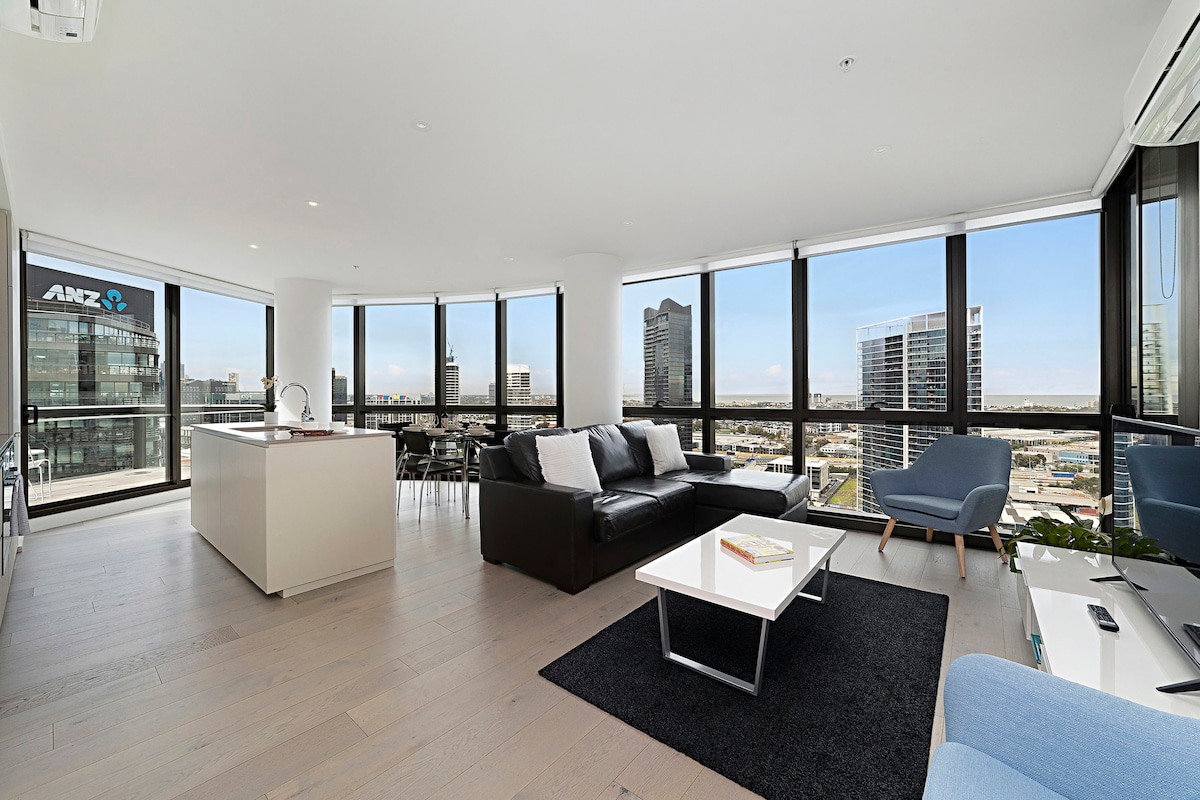 Premium 3 Bedroom with Marina & Bay Views