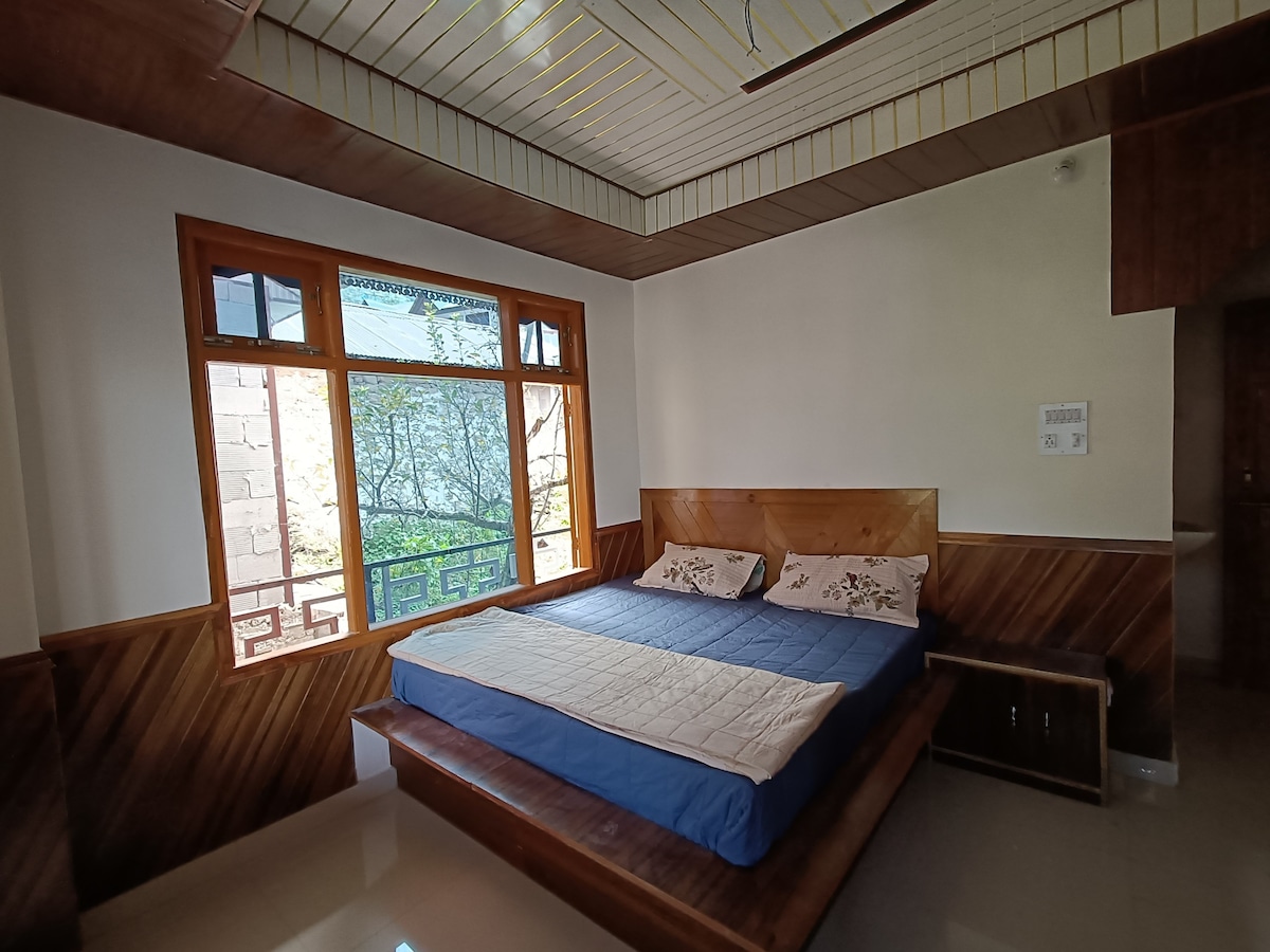 Madhu Homestay - Mountain view 2