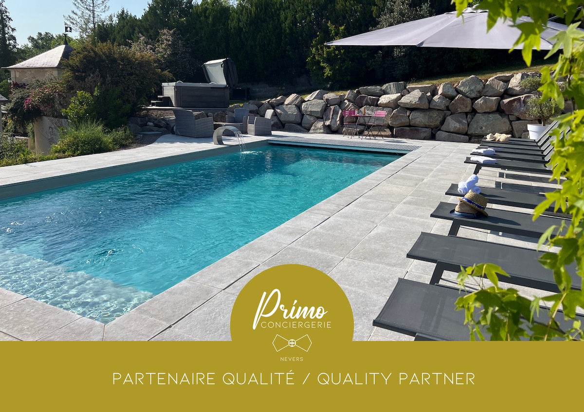 *Villa en Loire*, La Charité/L avec SPA & Piscine.