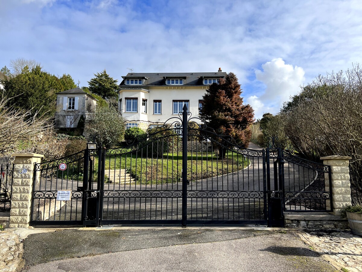 *Villa en Loire*, La Charité/L avec SPA & Piscine.