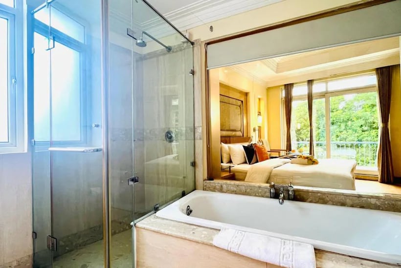 Ultra Luxury 3BHK Apartment (All Bathtub Rooms)