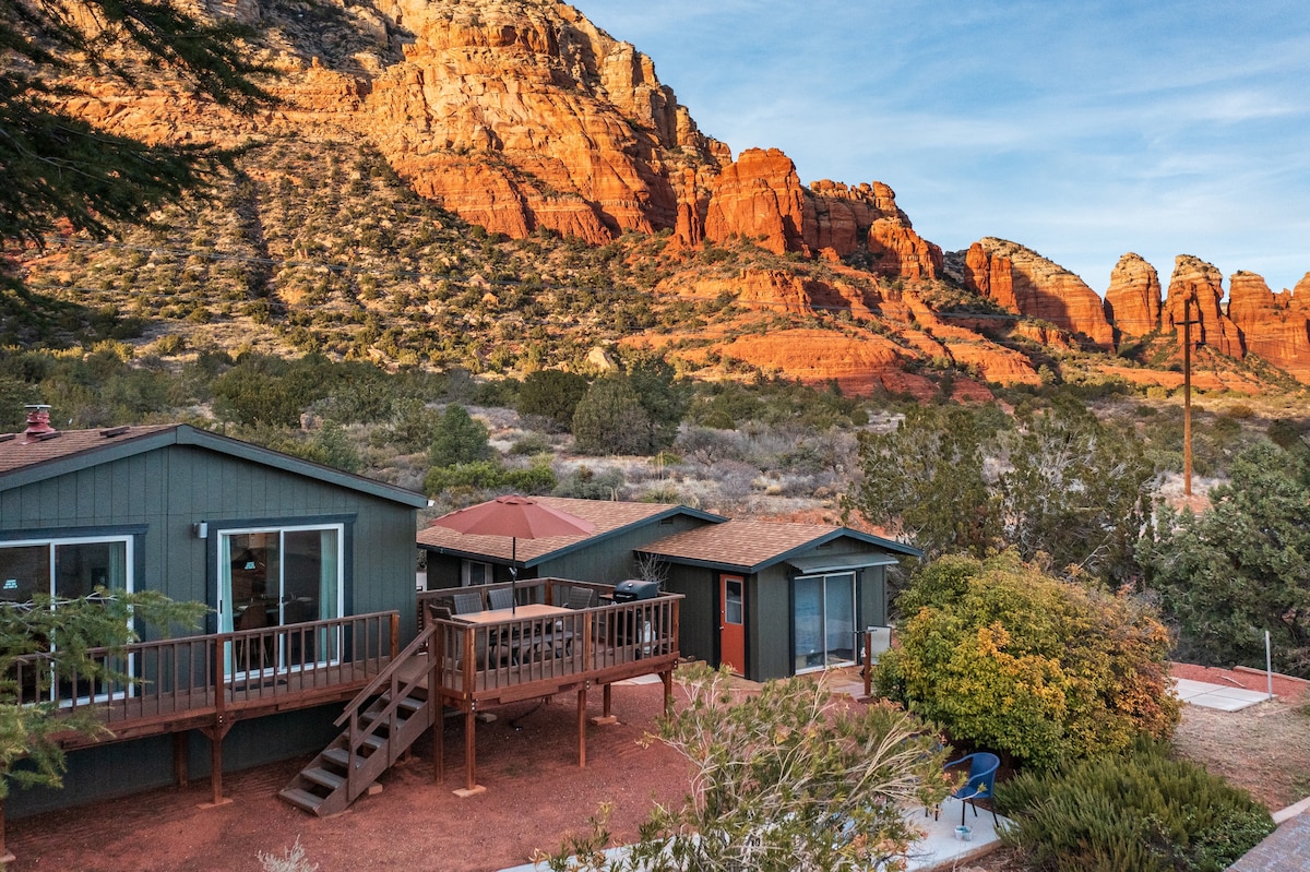 Sedona's Oceanfront Property • Spa, Views, Trails!