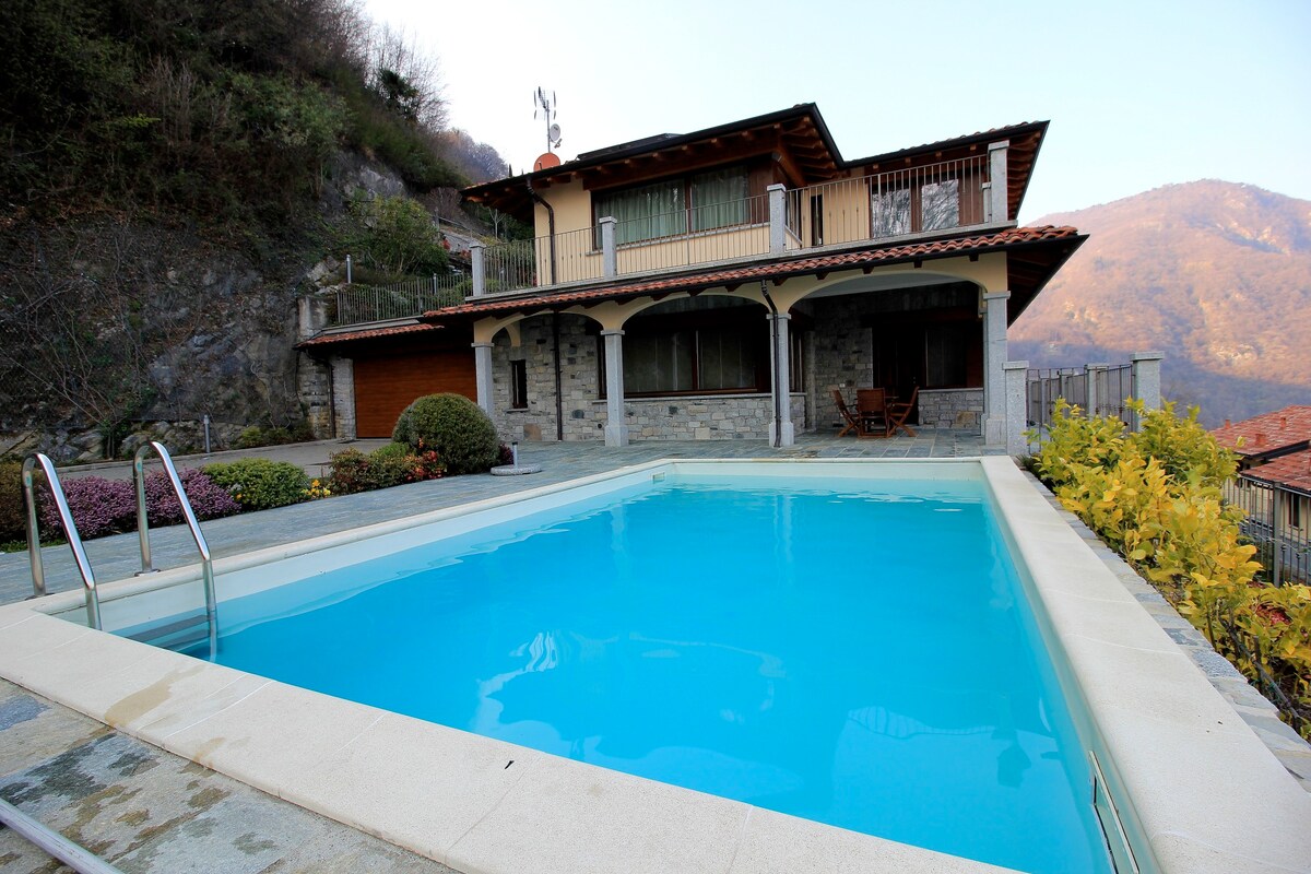 Villa Bellavista-Lakeview-Private pool & garden