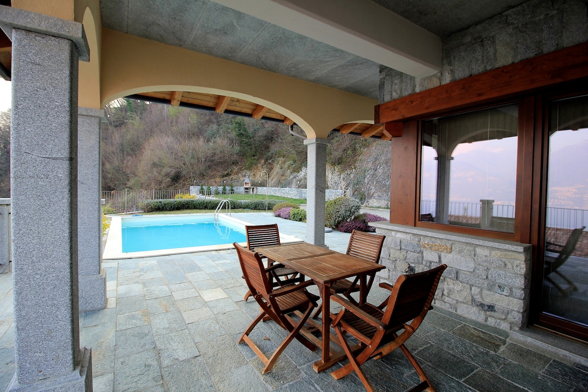 Villa Bellavista-Lakeview-Private pool & garden