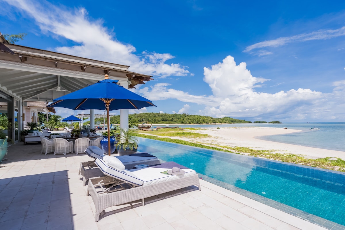 Chaweng Oceanfront luxury villa