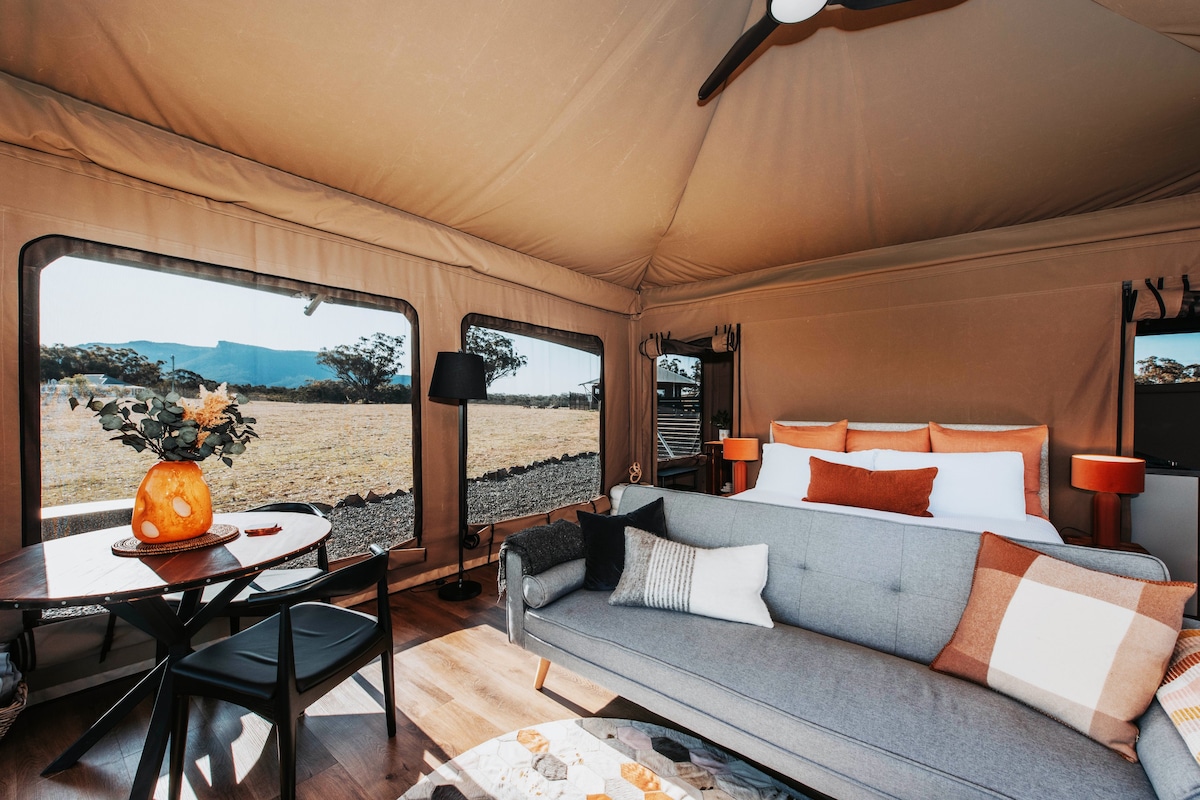 Wildnest Farmstay - Honeyeater