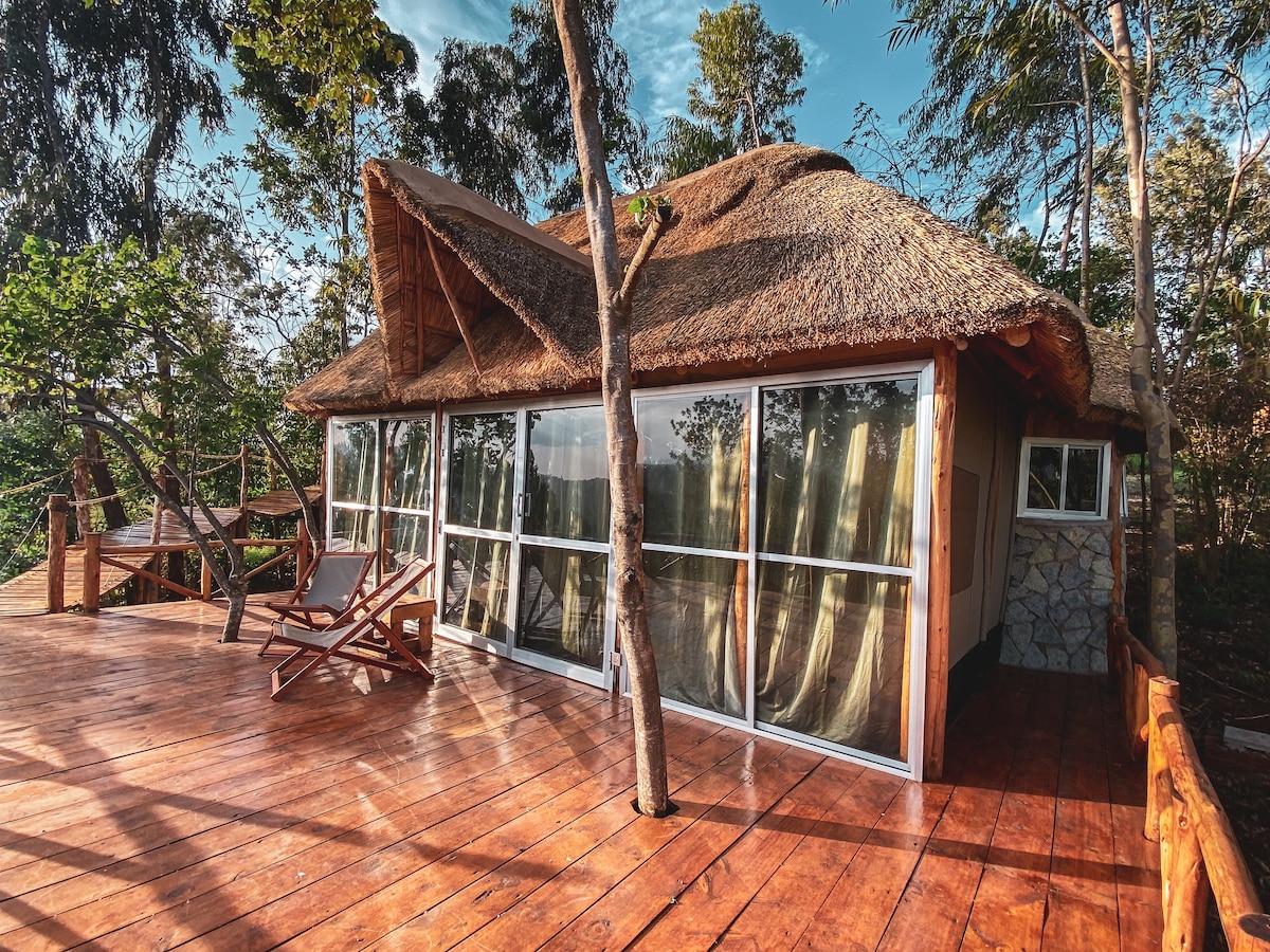 Honeymoon Suite - ForeSight Eco Lodge