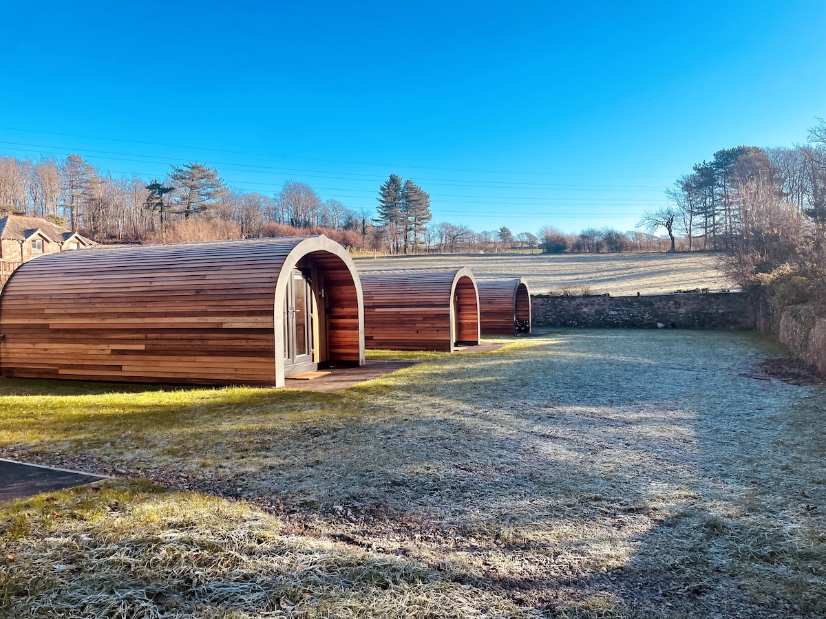 Luxury Glamping Pod & Hot Tub, Lake District(Mite)