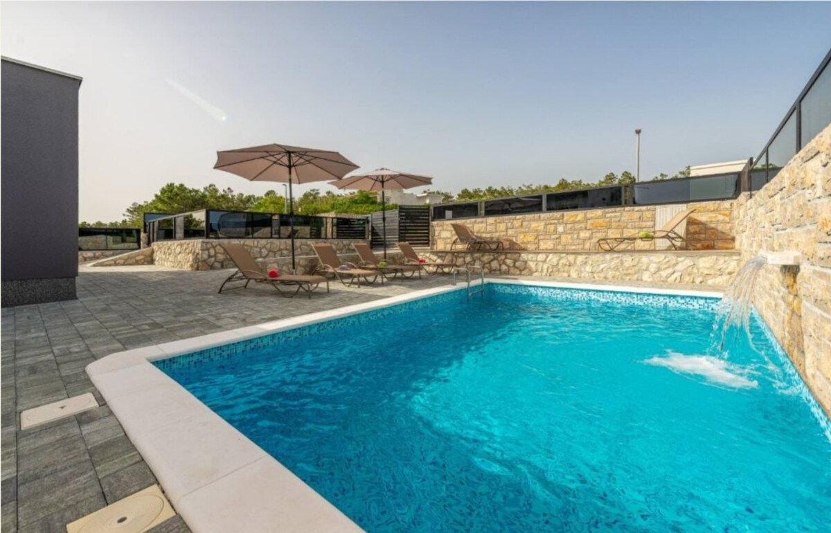 Villa Janine mit privatem Pool
