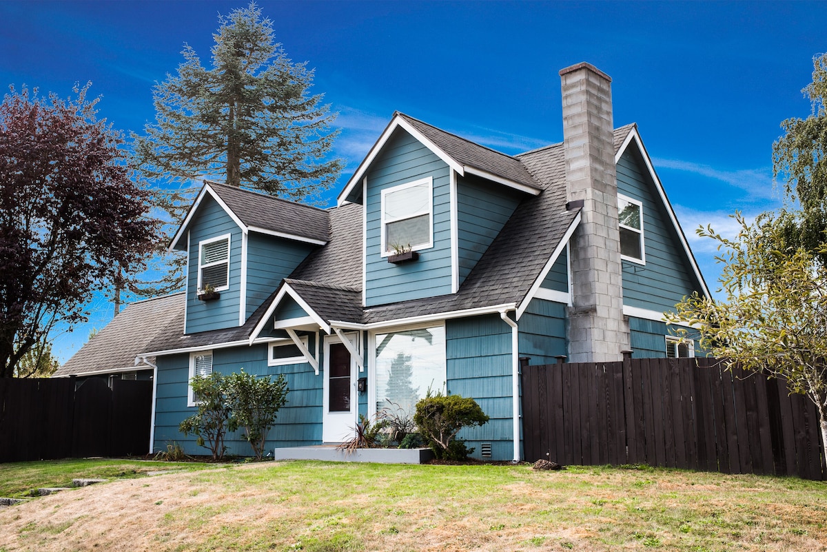 Beautiful North Tacoma Renovated Home