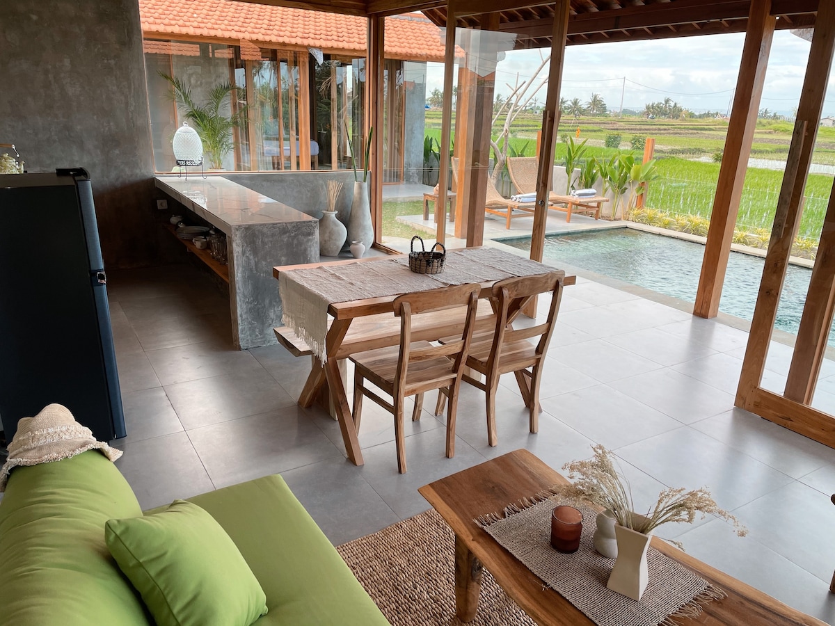 Amazing view, 2 Bd stylish villa 3, Seseh, Canggu