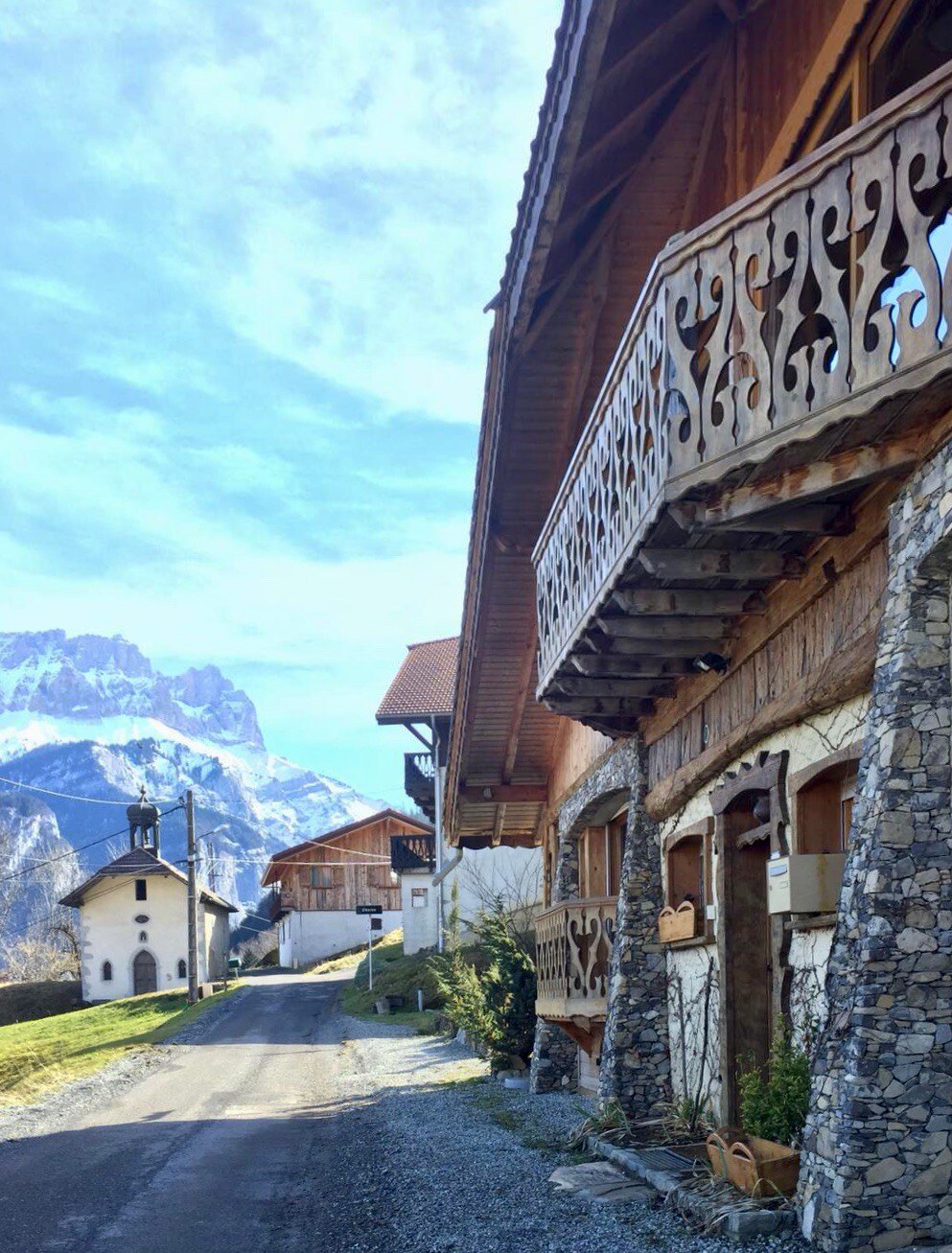 Chalet cosy avec vue sur les montagnes