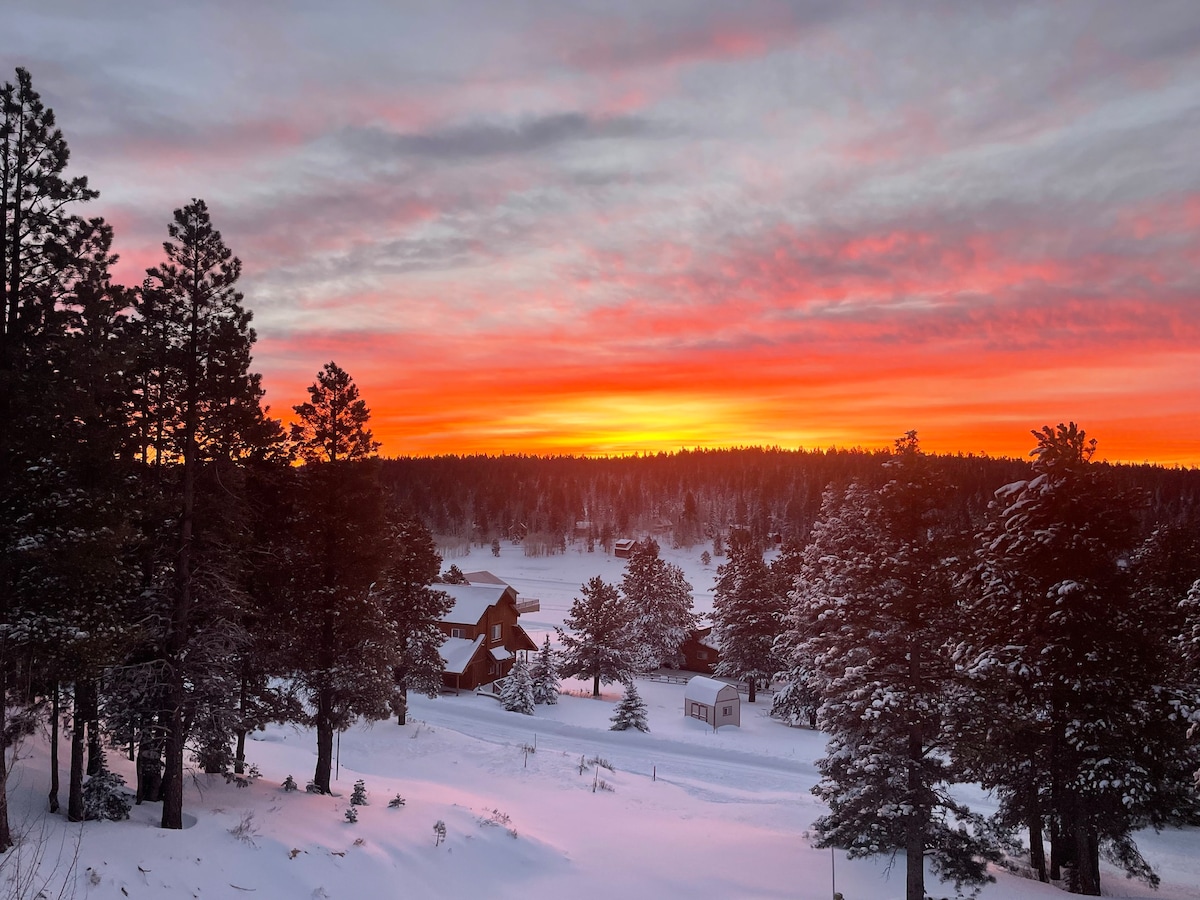 Duck Creek Village, Central to National Parks