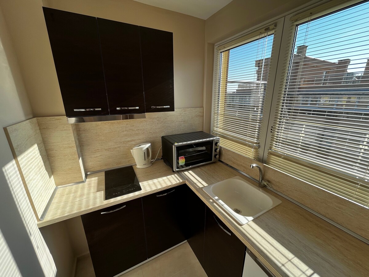 New Sunny 1-Bedroom Apartment “Rossini”