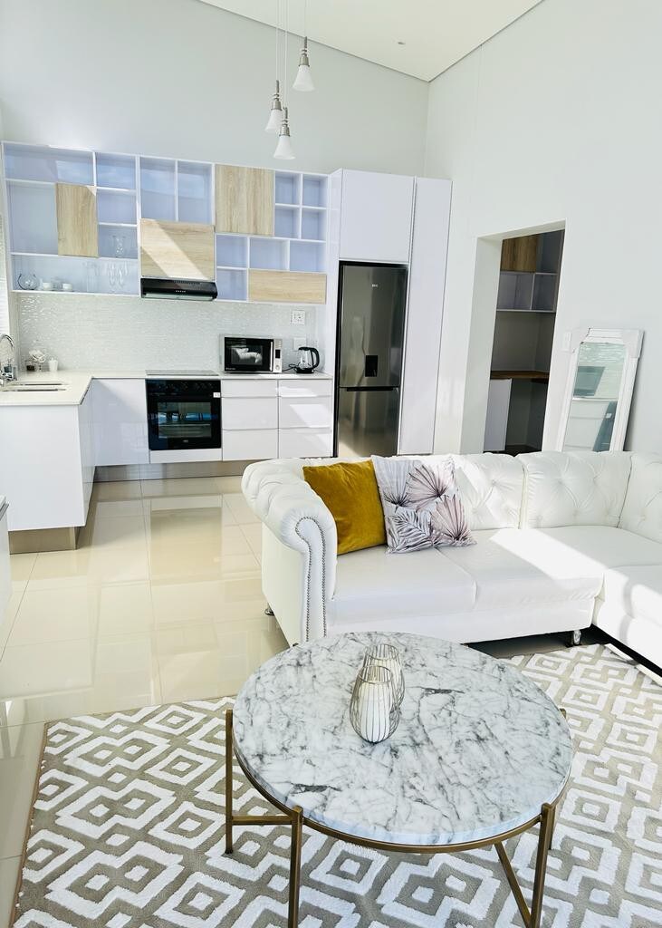 Essence Lifestyle 1 Room Luxury Apartment