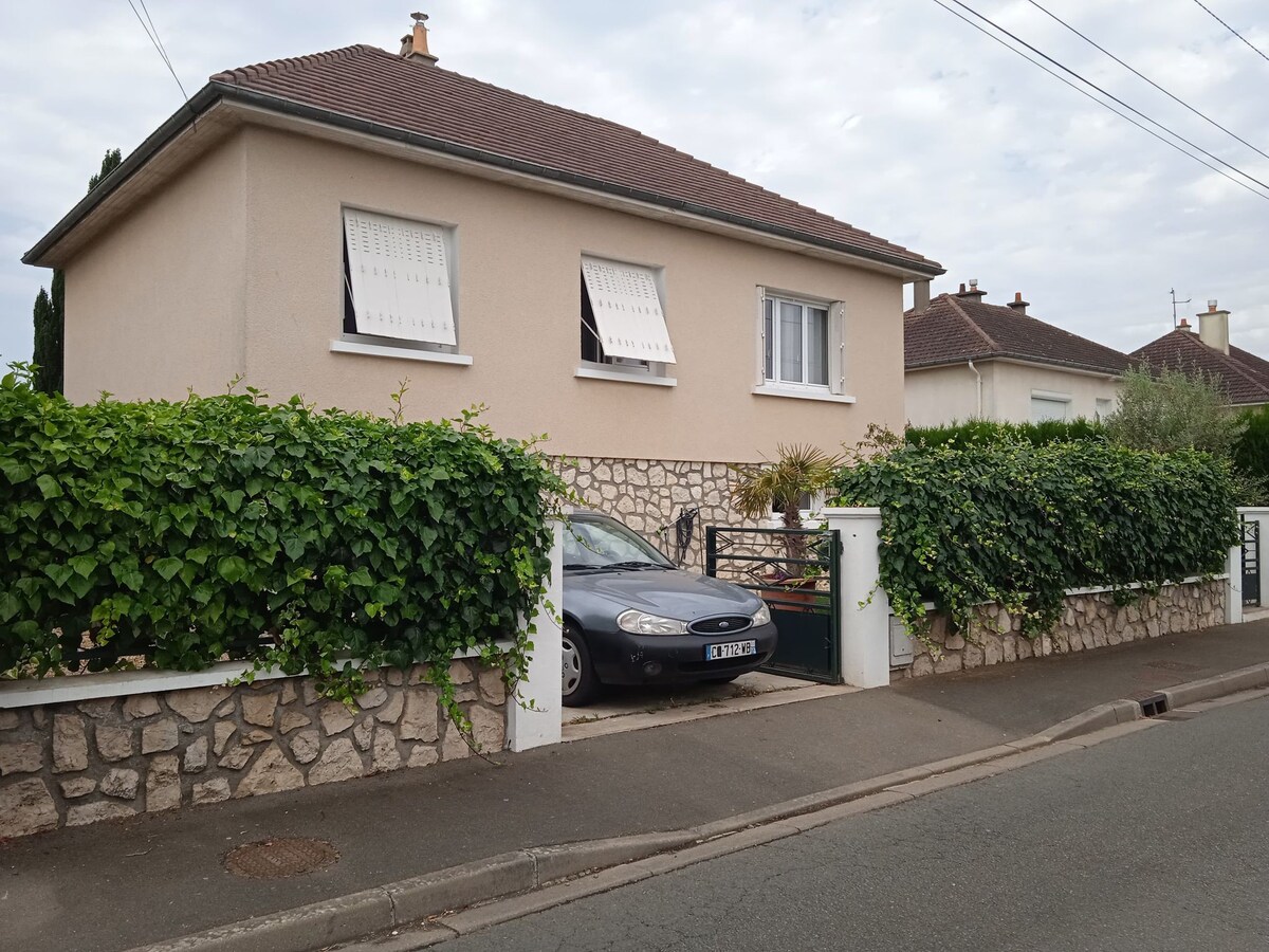 Logement entier bien équipé proche autoroute