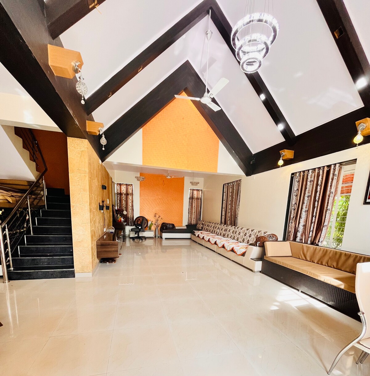 Janani-Gurukripa @ Manor 4 BHK Private Pool Villa