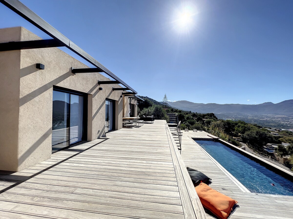 Casa di C. piscine chauffée, proche plage, 8 pers