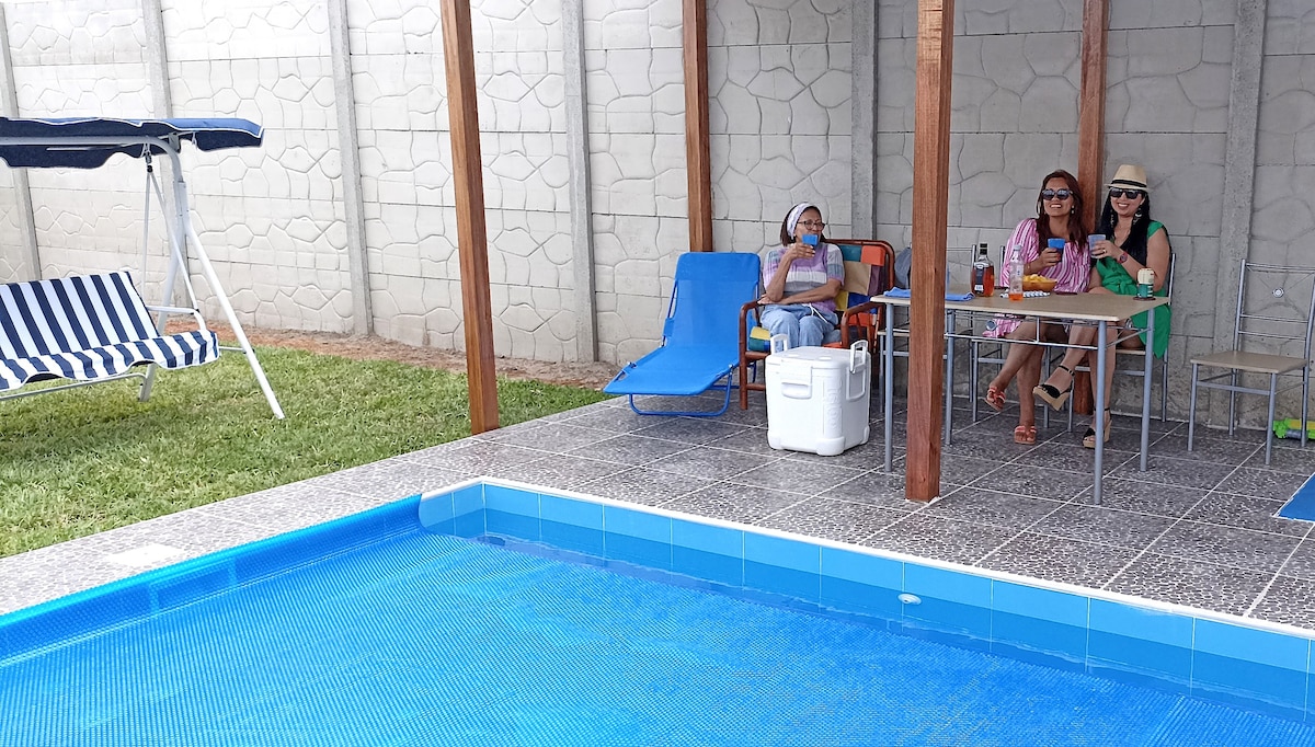 Casita acogedora con piscina