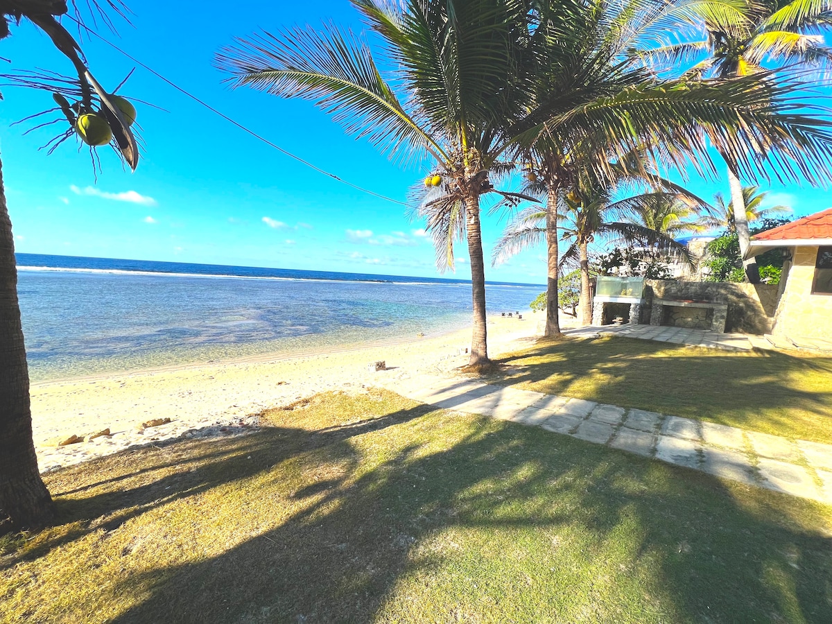 Breathtaking Beachfront Villa with Pool in Bolinao