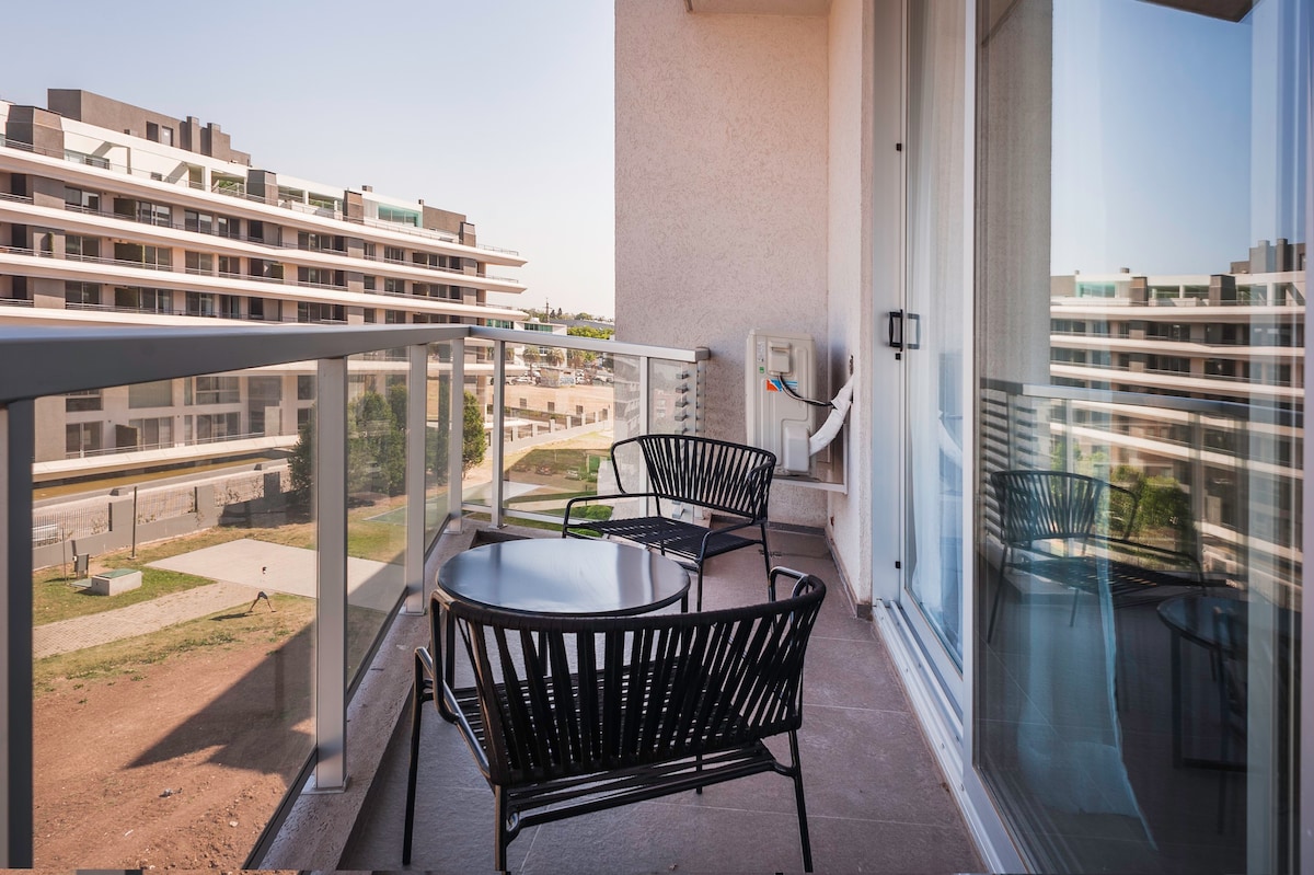 Discover Pilar in this Stunning New Apt P325