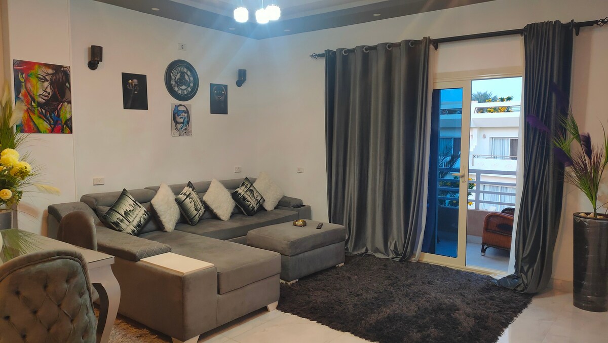 3 bedroom apartment Amwaj resort