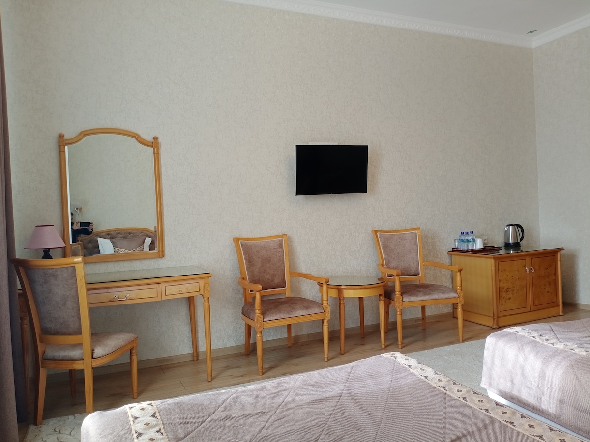 Asia Bukhara Hotel: Triple Room