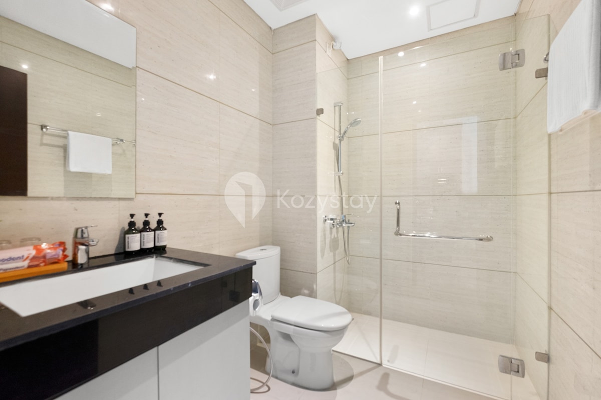 Azura by Kozystay | 1BR | Nice Pool | Alam Sutera