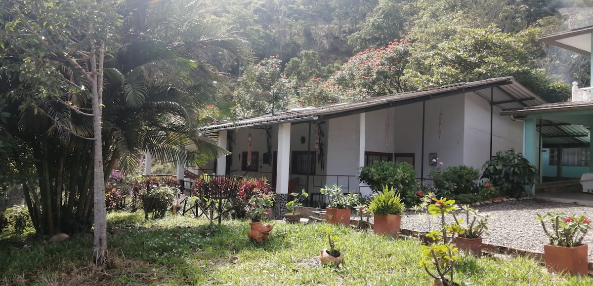 Casa Campestre, El Recreo