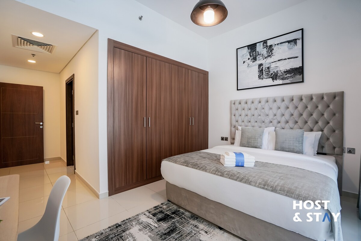 Superior 2BR in Orchid A, DAMAC HILLS |Host & Stay