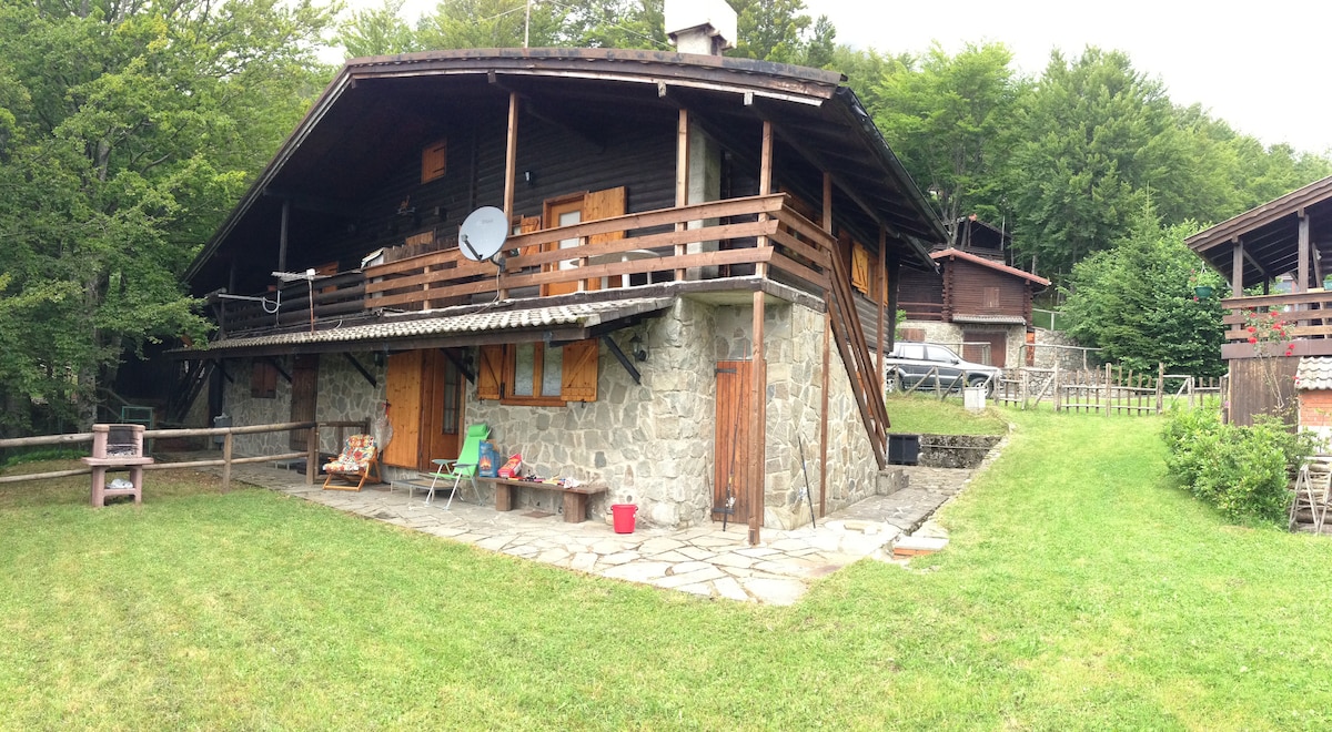 Chalet nel Villaggio Degli Aracci a Zeri