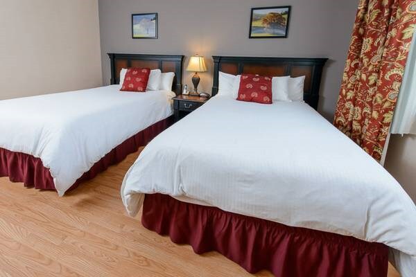 Monthly Stay-Private 2 Queen Beds