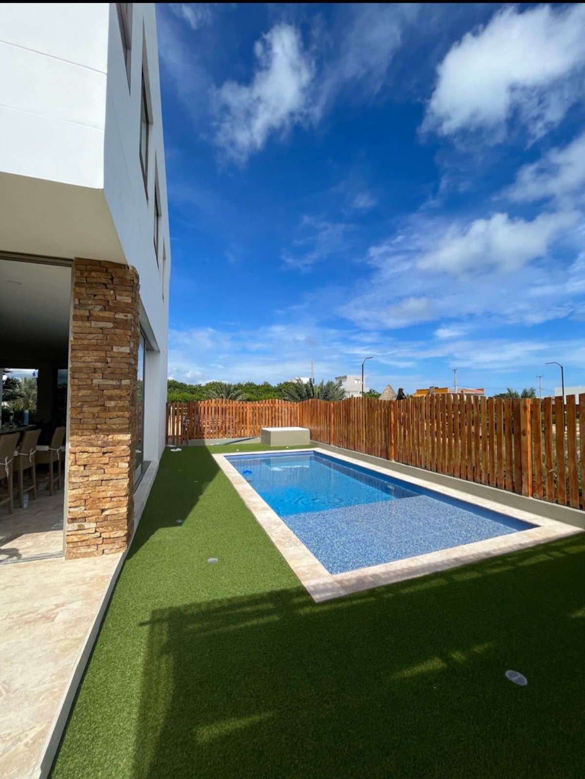 Amazing villa with pool/beach