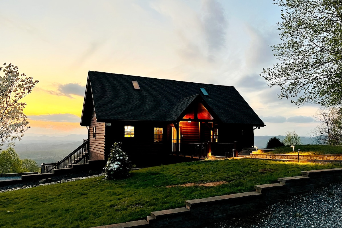 Luxury Mtn Retreat-Private Cabin w/ Stunning Views