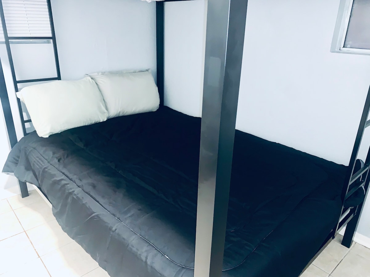 The Doze Off (Private 2beds)IV