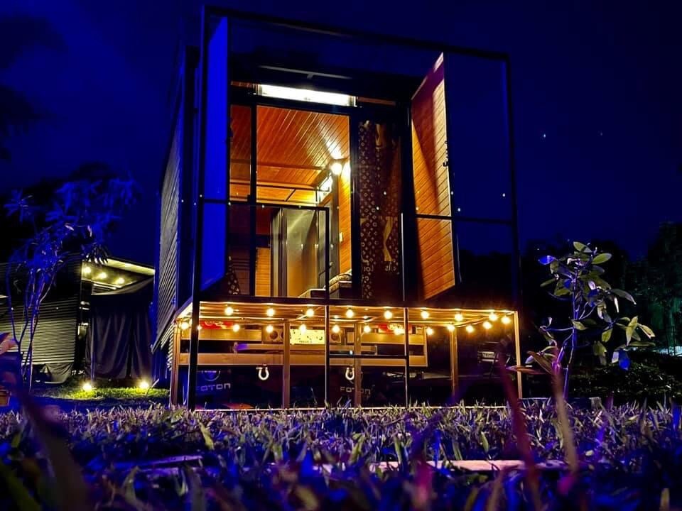 Explore Experience Enjoy Glamping @ Truck-T-House!