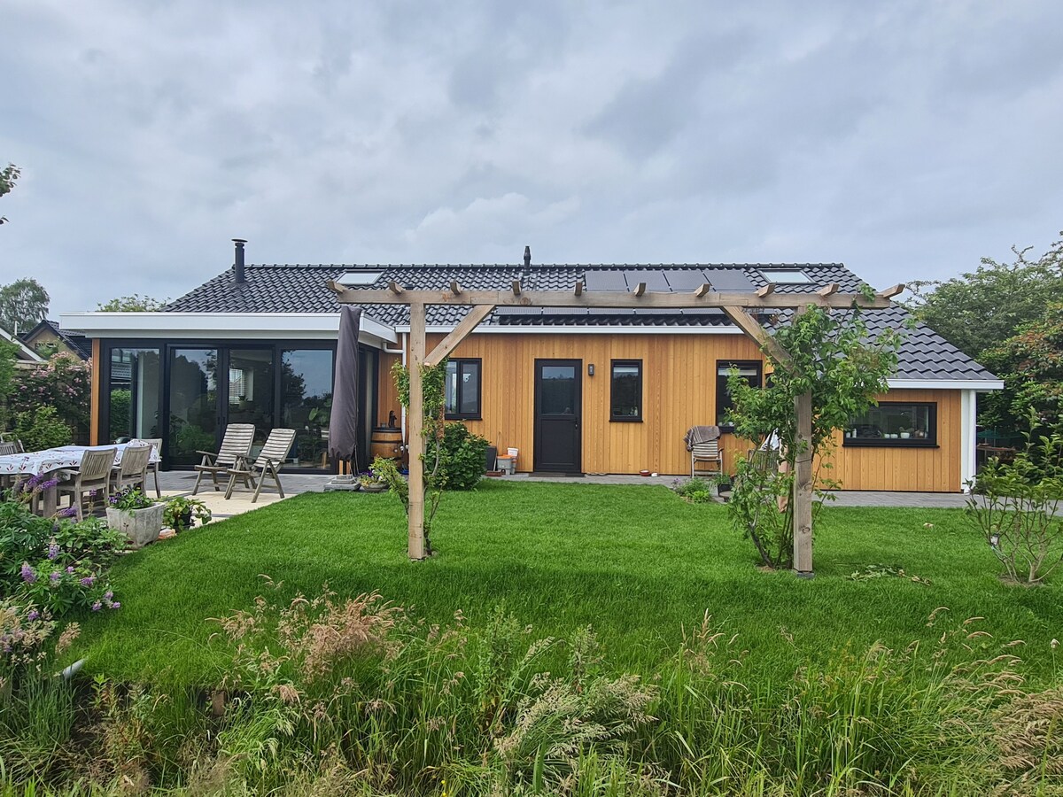 Landelijke houten bungalow