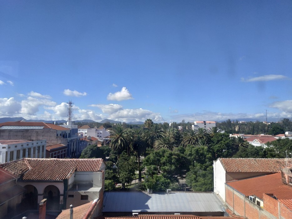 A una cuadra de la Plaza L de F. Alquiler mensual