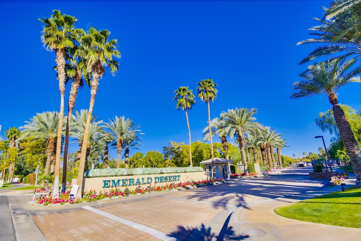 Emerald Desert - Resort Studio