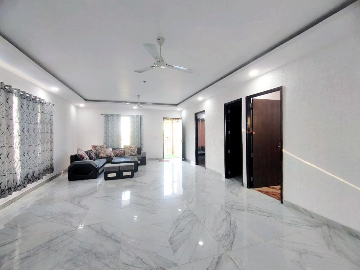 Peaceful Farm Stay in Noida